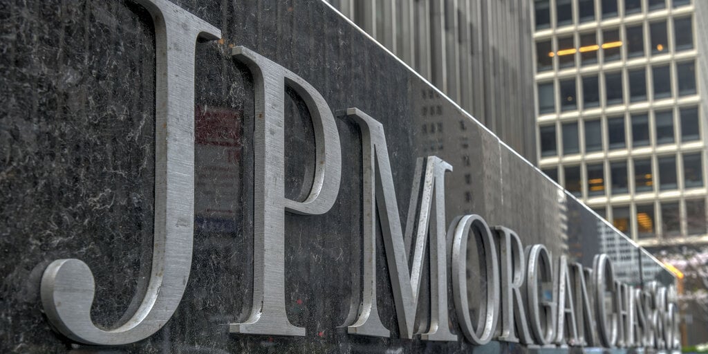 Solana and XRP ETFs Expected to Attract Billions, but Trail Bitcoin: Morgan Stanley